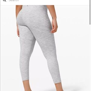 Lululemon Wunder Under leggings 25”